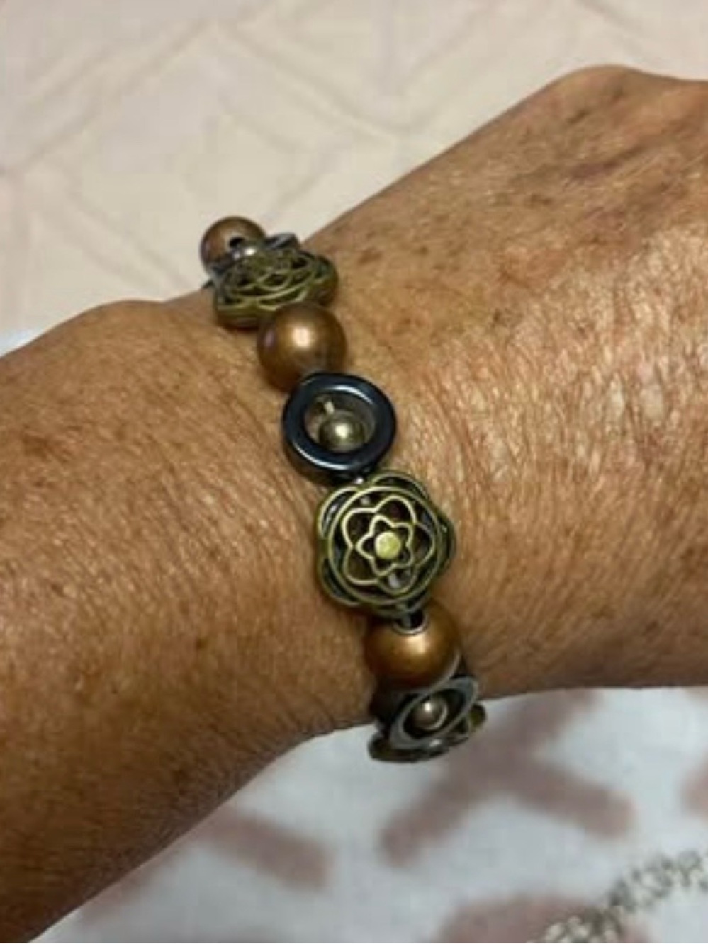 Antique Brass Flower Bead Stretch Bracelet - Brown/Gold